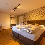 New! Tevini Alpine By We Rent