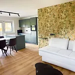 Apartment New! Tevini Alpine By We Rent *