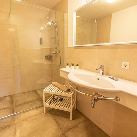 Apartment New! Tevini Alpine By We Rent