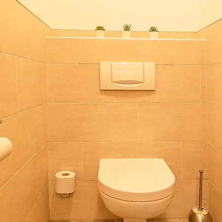 Apartment New! Tevini Alpine By We Rent Zell am See